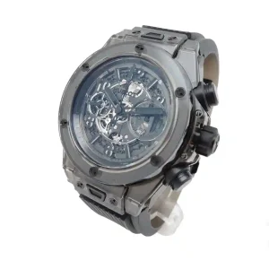 Transparent dial of the watch