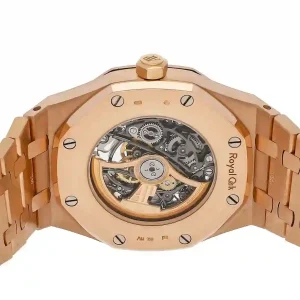 Mechanism view of the watch